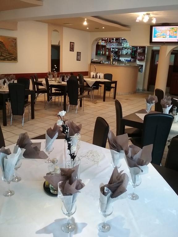 Pensiune Restaurant Sfinx Buşteni Dış mekan fotoğraf